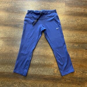 Nike Women's Purple Capri Workout Leggings